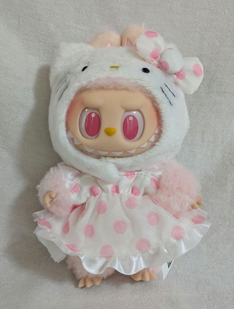 未使用/popmart ラブブ　×　ハローキティ