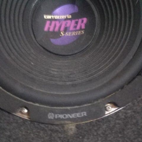 ボックス型ウーハー32センチ