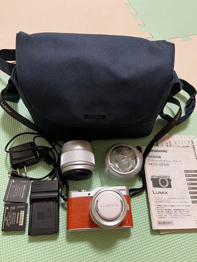 カメラ　Panasonic LUMIX DC-GF9W デジタル一眼レフ