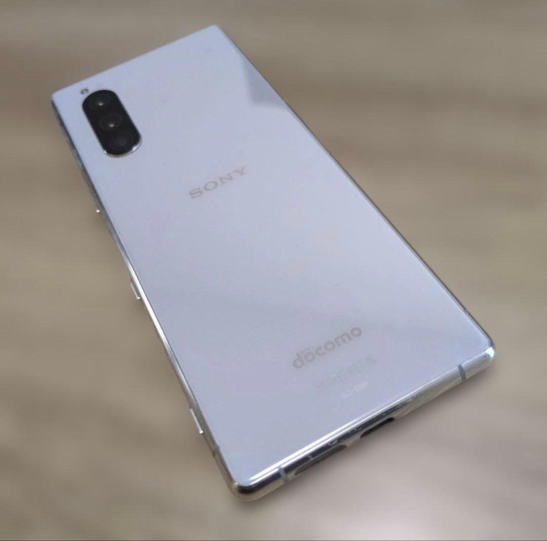 Sony Xperia 5 docomo シルバー 本体
