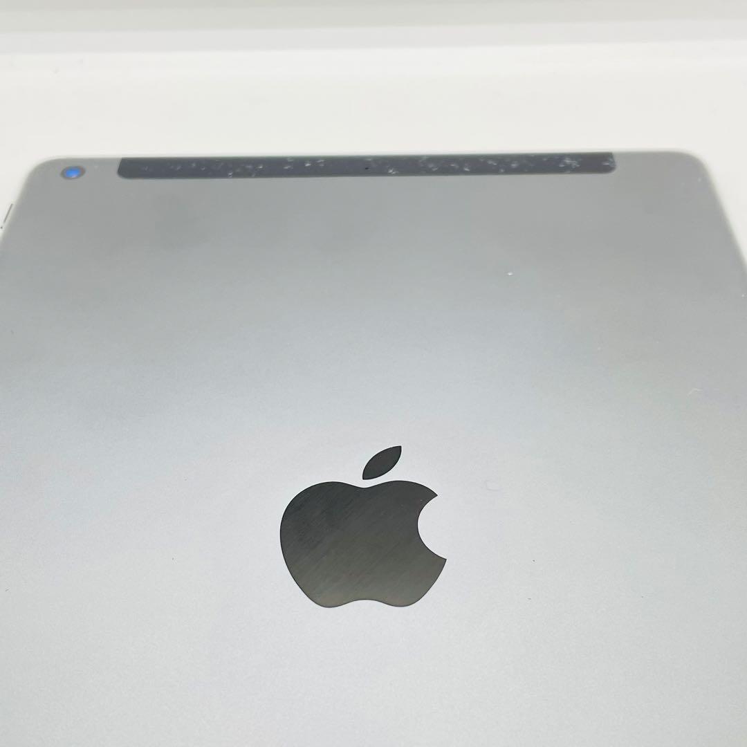 最新iOS26.2！ iPad 第8世代 グレー 32GB 本体APPLE