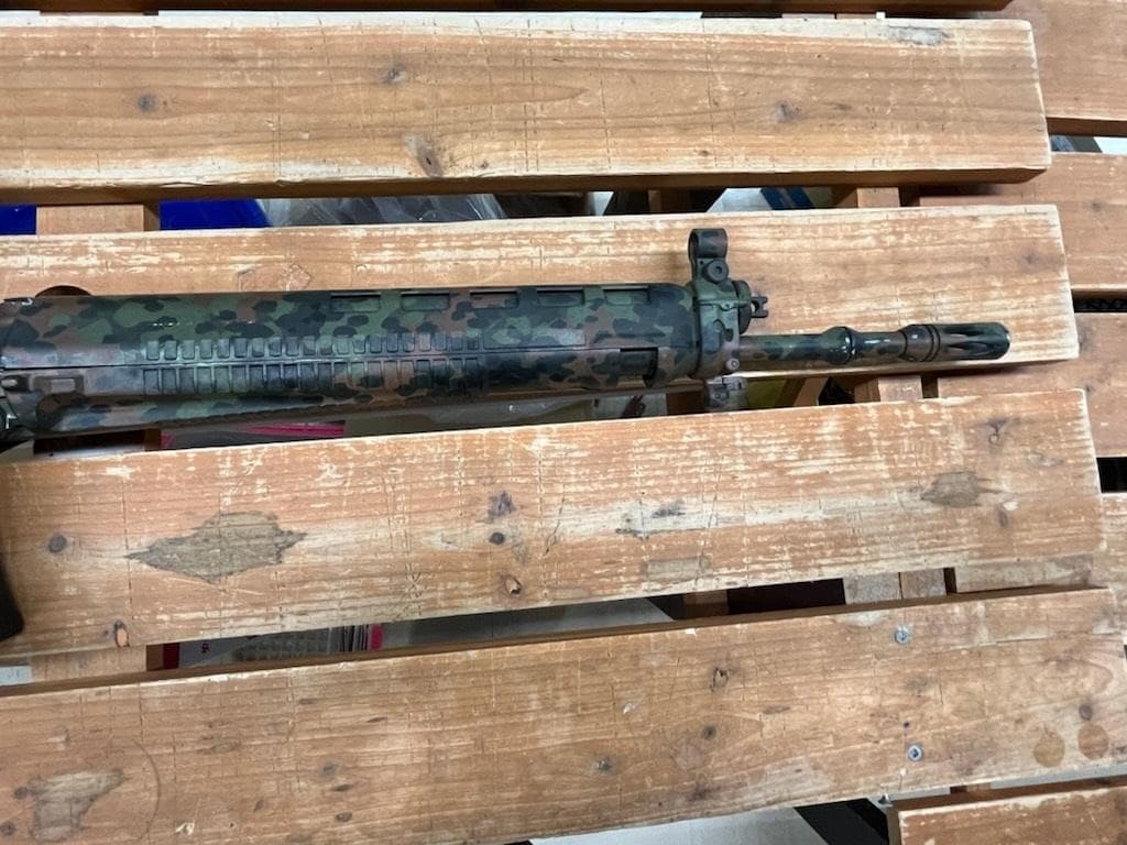 東京マルイ 電子制御可変バーストシステム搭載 電動ガン SIG SG550-1