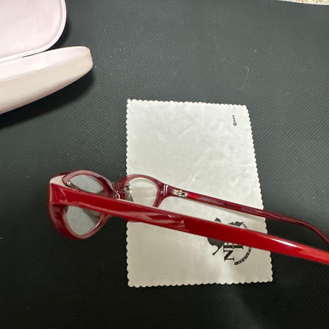 エヴァンゲリオン　マリのメガネ