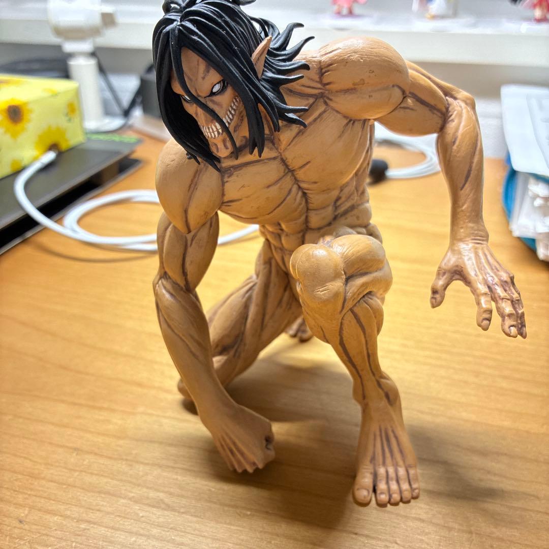 進撃の巨人 エレン フィギュア