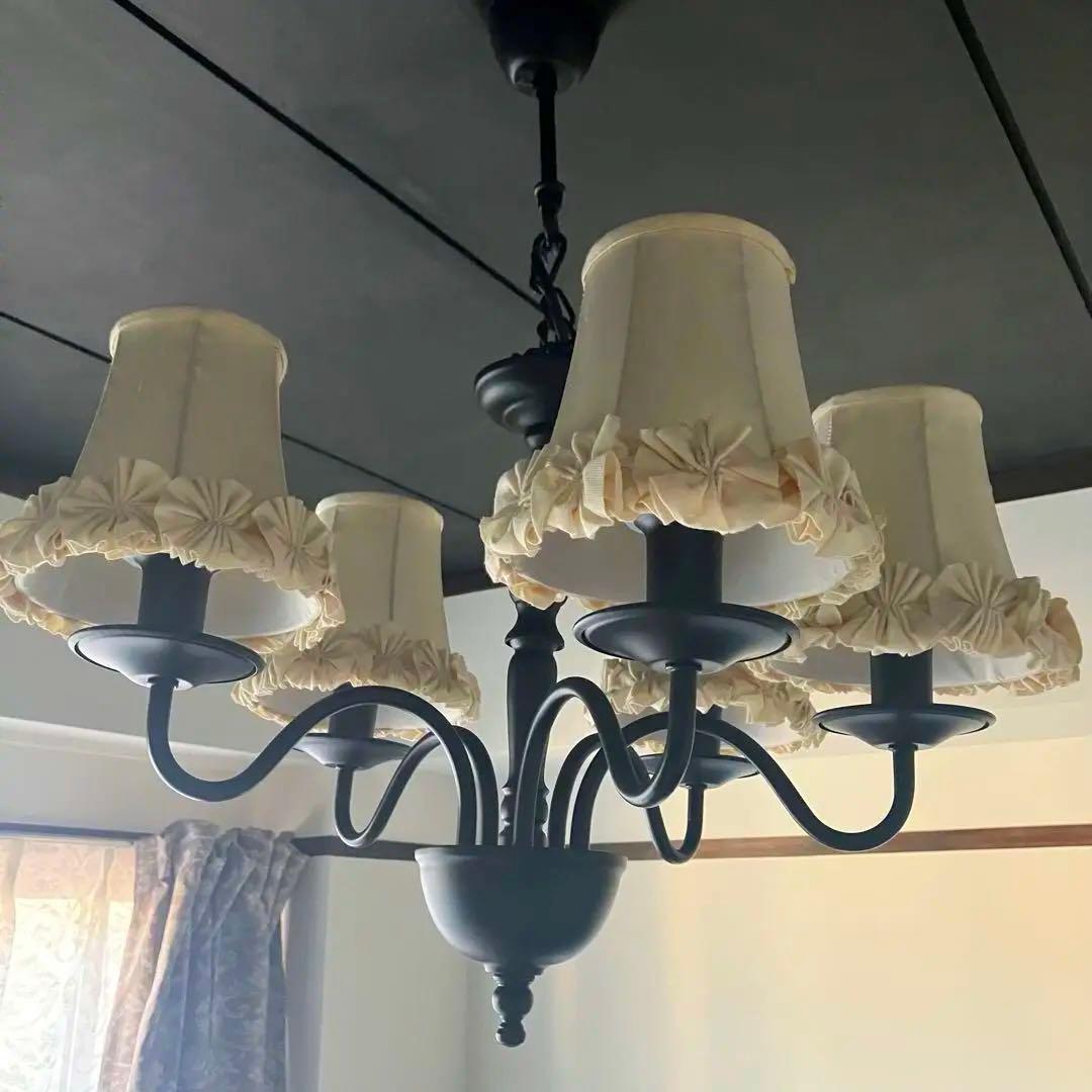 5灯シャンデリア　アンティーク　レトロ