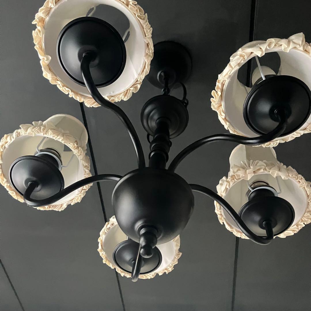 5灯シャンデリア　アンティーク　レトロ