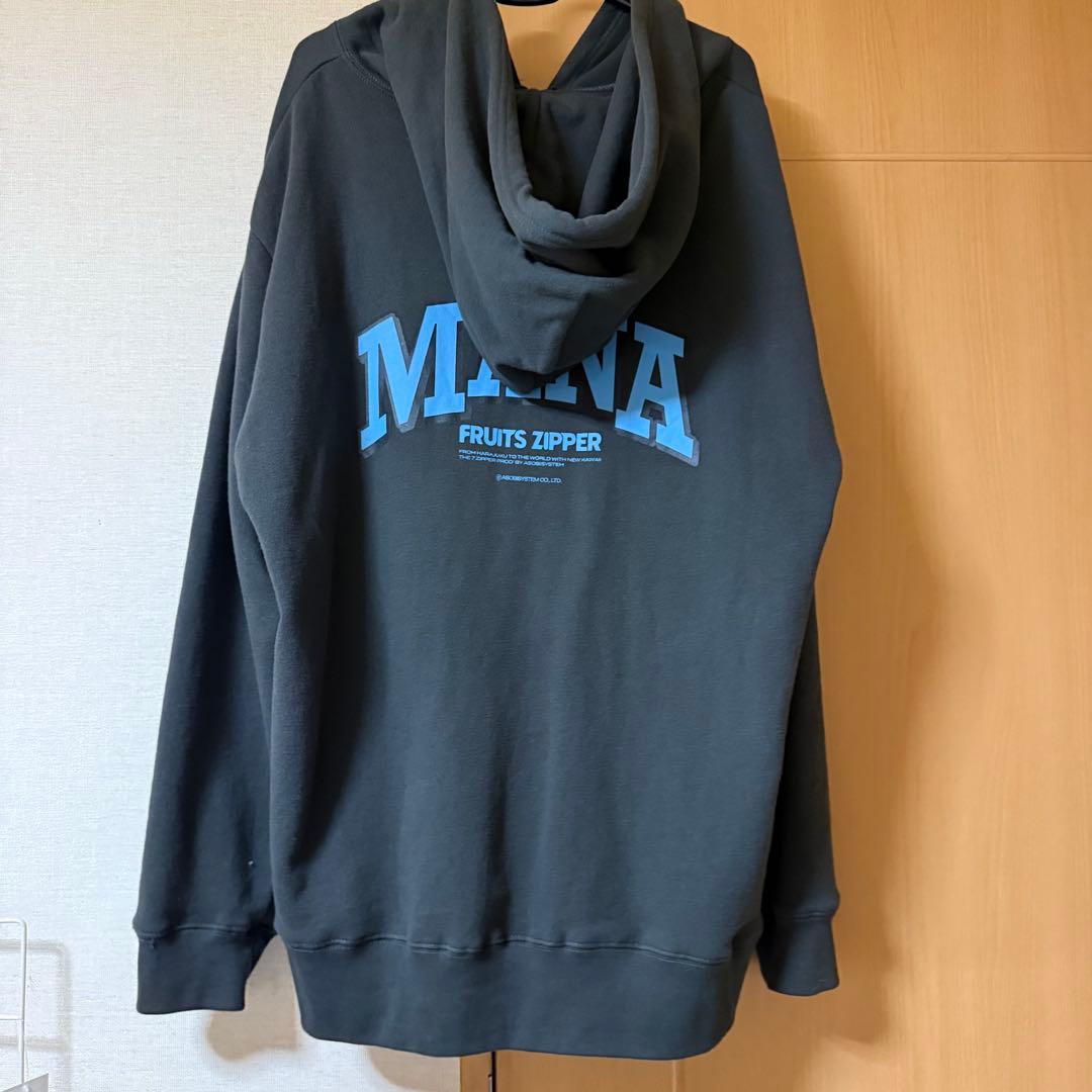 真中まな パーカー FRUITS ZIPPER OSHI API Zip-up