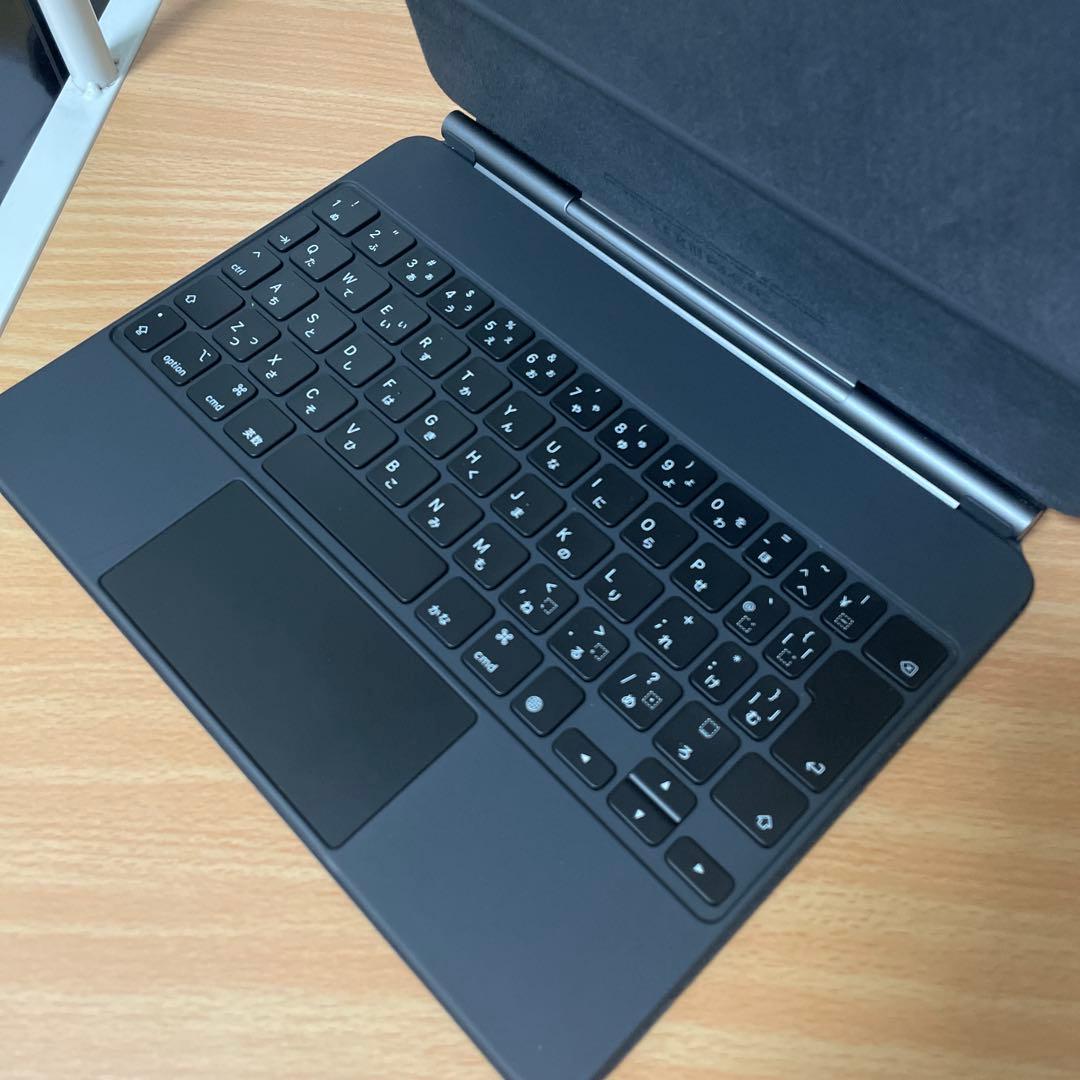 美品 iPad Pro 11 インチ Magic Keyboard