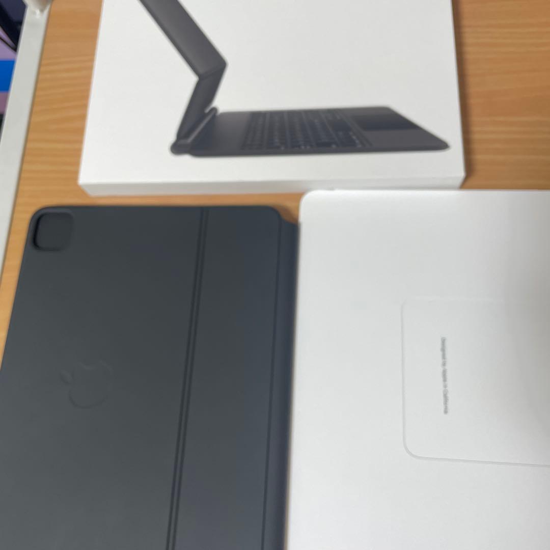 美品 iPad Pro 11 インチ Magic Keyboard