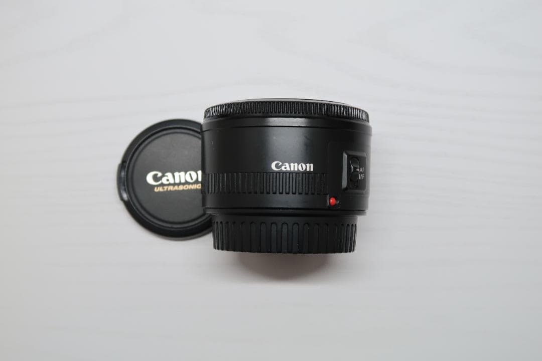 キヤノン　単焦点レンズEF50mm F1.8 II