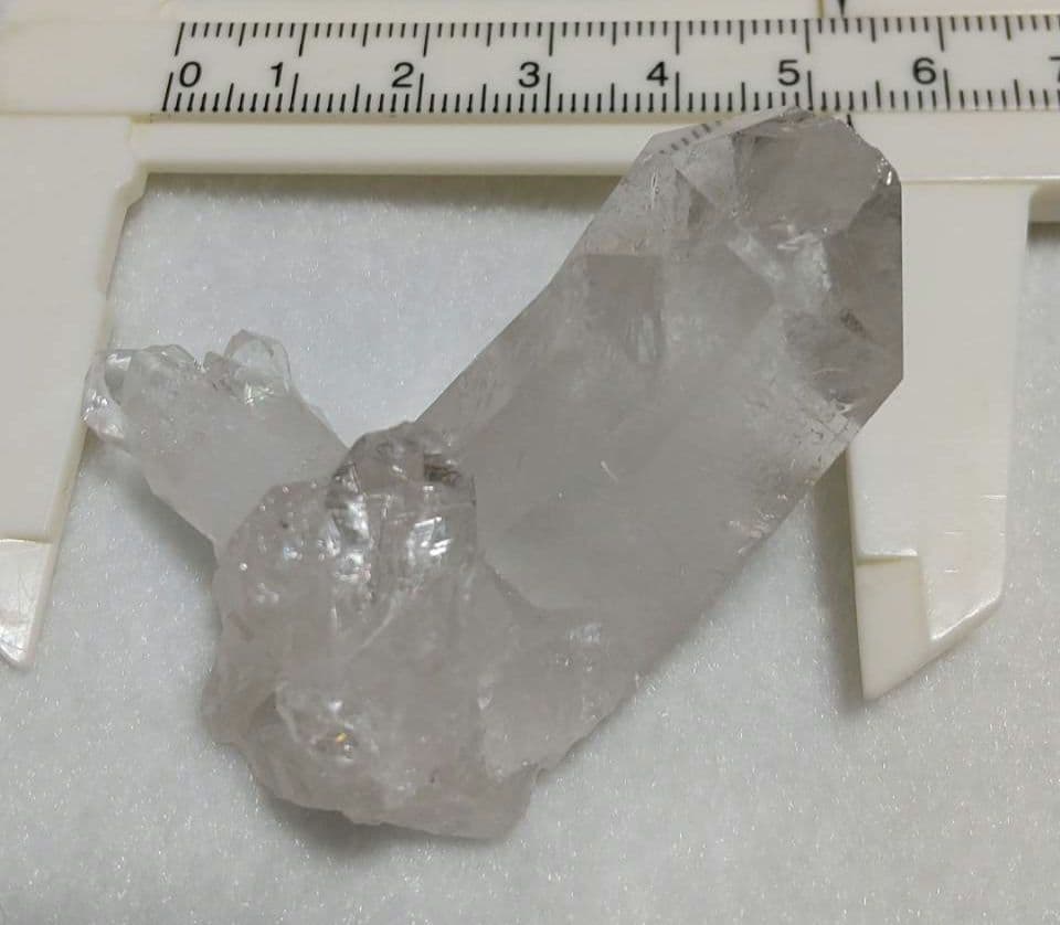 超希少　プラチナルチル　レインボー入り　水晶クラスター　原石