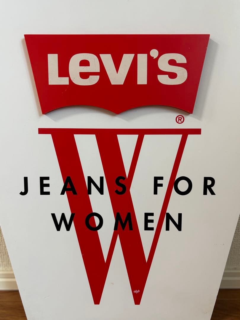 Levi's JEANS FOR WOMEN サイン