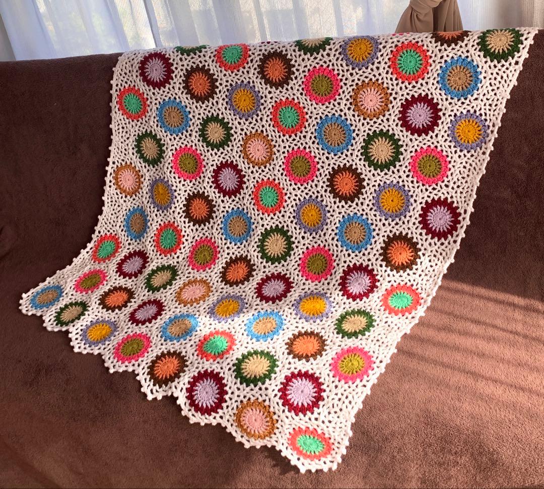ハンドメイド　手編み　かぎ針編み　花モチーフ　ブランケット　白