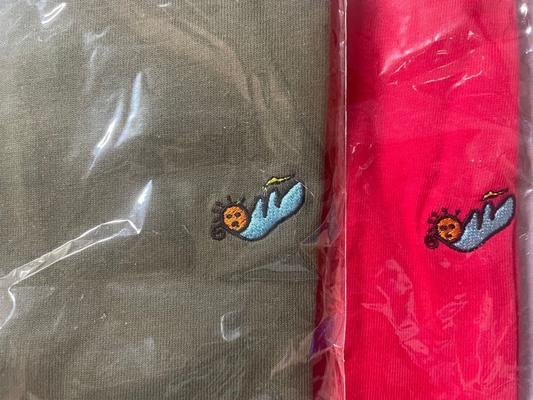 東海オンエ屋　シバッハ タバコくんTシャツセット＋缶バッチ2