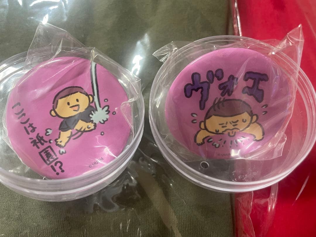 東海オンエ屋　シバッハ タバコくんTシャツセット＋缶バッチ2