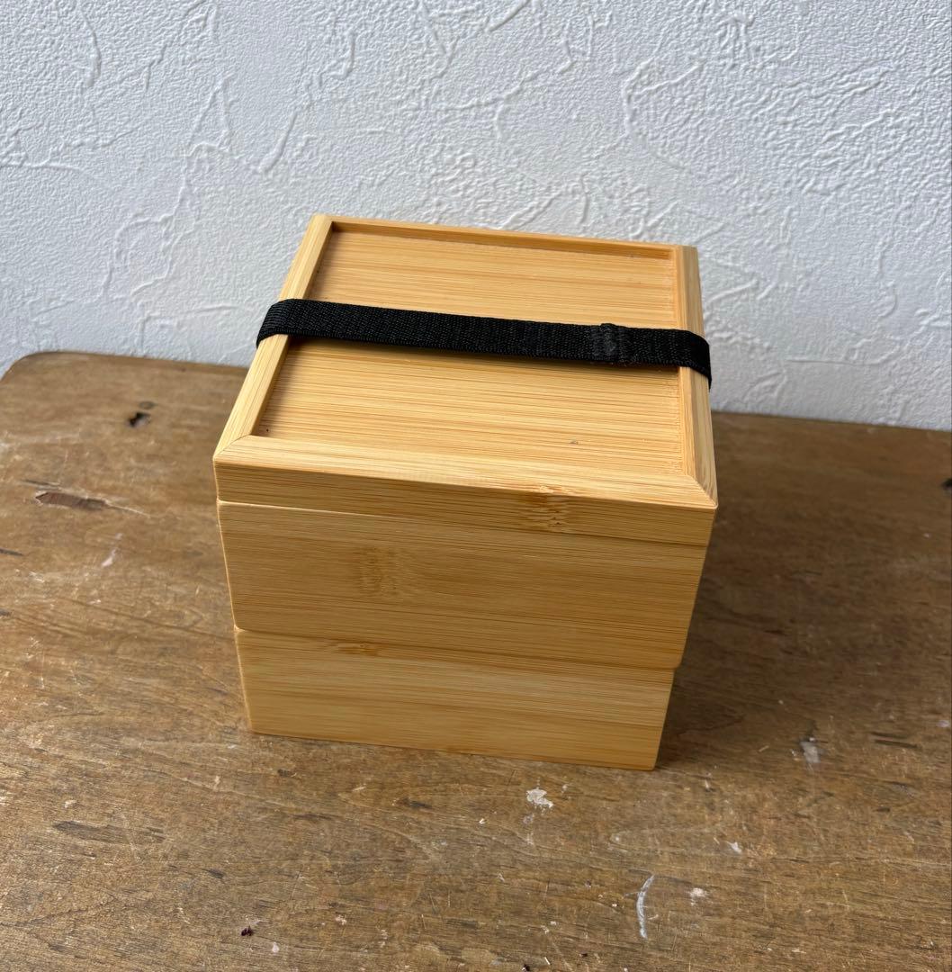 しろくろ好き 竹製 仕切り付き二段弁当 と リンダバスケット