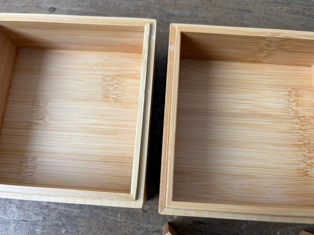 しろくろ好き 竹製 仕切り付き二段弁当 と リンダバスケット