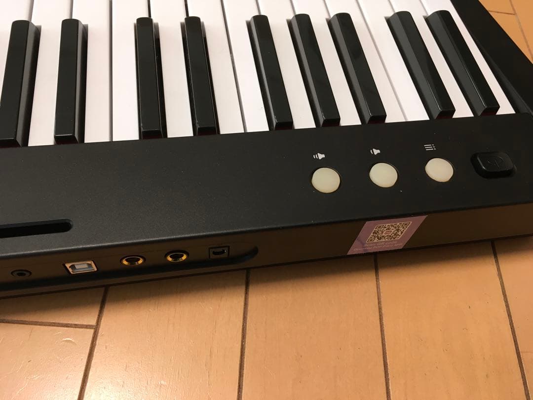 TERENCE 61鍵電子ピアノ スタンド・ケース付き