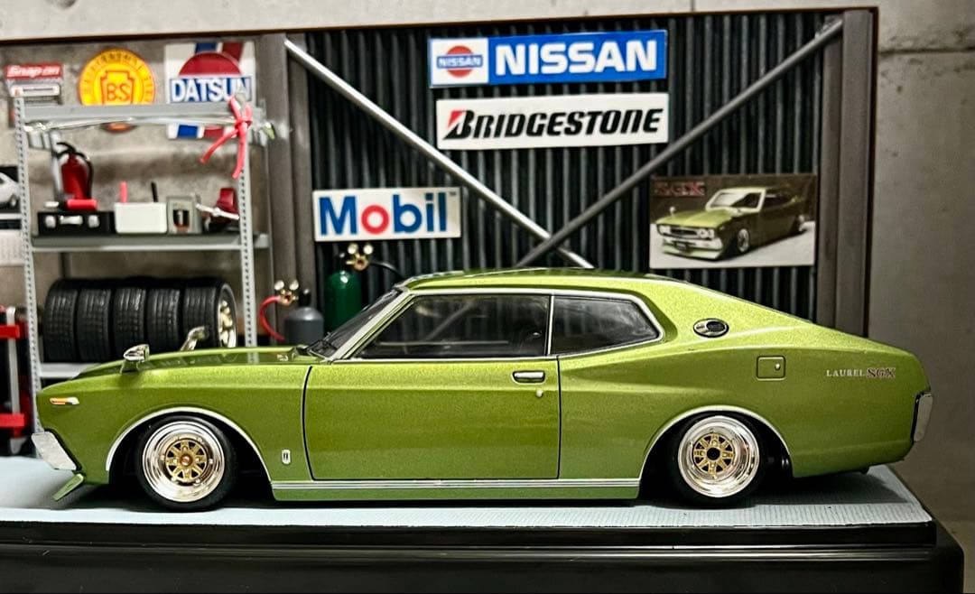 国産名車 1/24 日産 ローレル カスタム ガレージ ジオラマ ZⅡ ミニカー