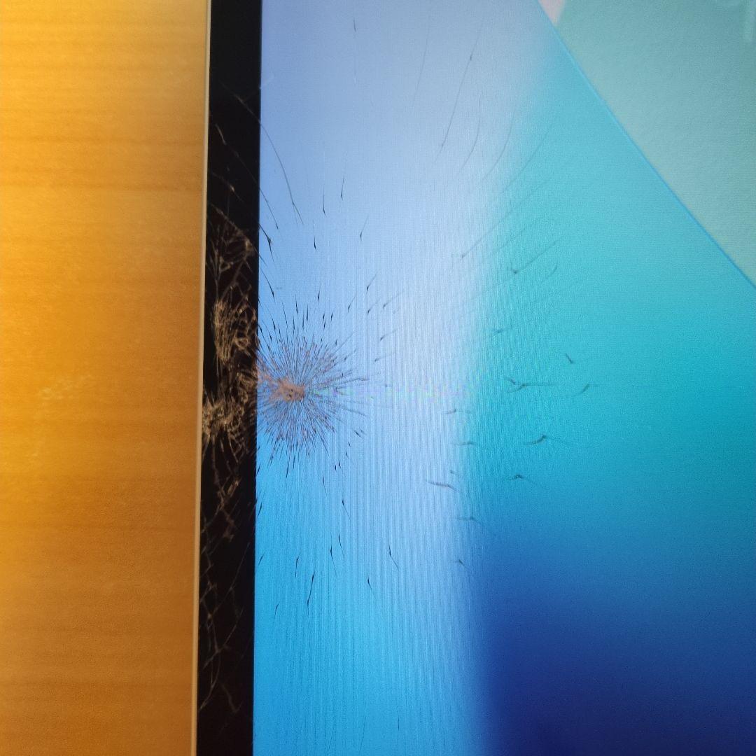 iPad Pro 12.9インチ 第3世代 64GB WiFi 画面割れジャンク