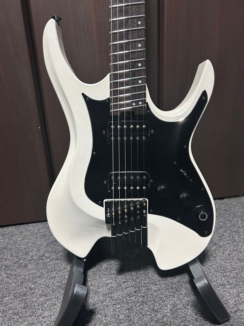 Mooer GTRS W800 Pearl White ヘッドレス
