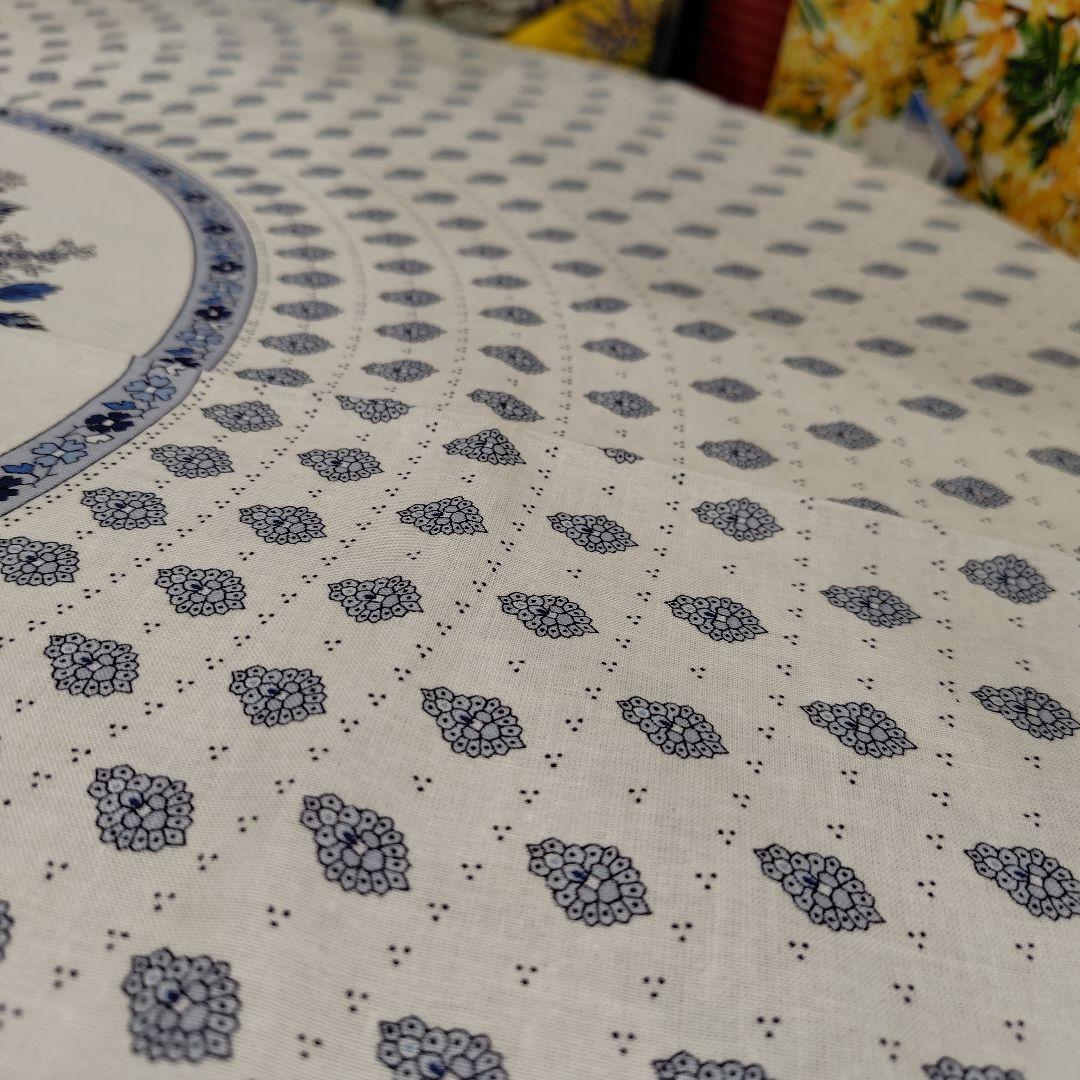 南仏プロバンスプリントテーブルクロスバスティード白/ブルー