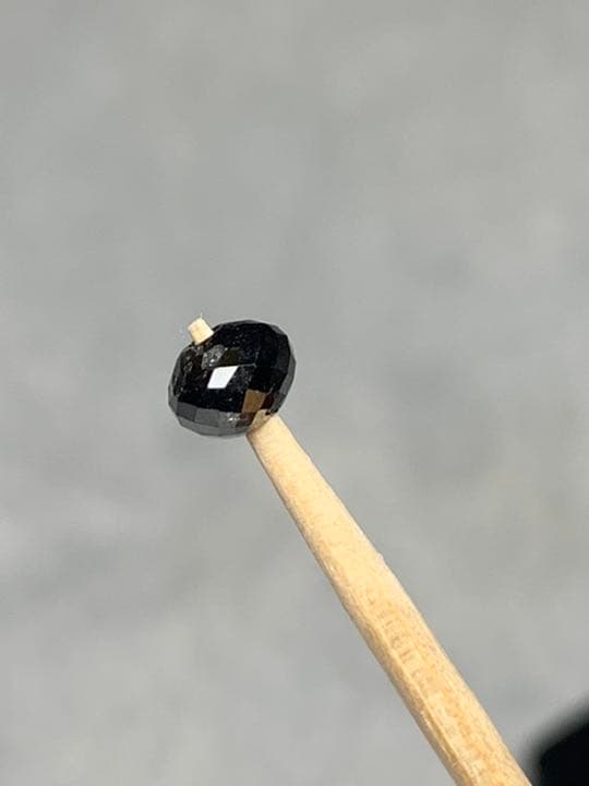 ブラックダイヤ2粒