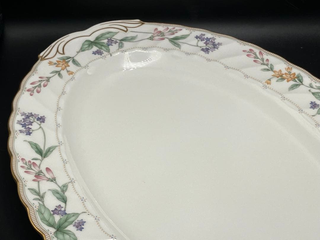 【未使用品】ノリタケ　金彩オーバル大皿　Noritake