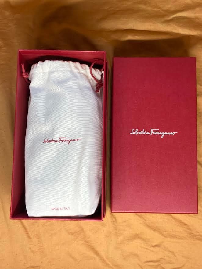 フェラガモ 24ボトルズ クライマボトル 非売品