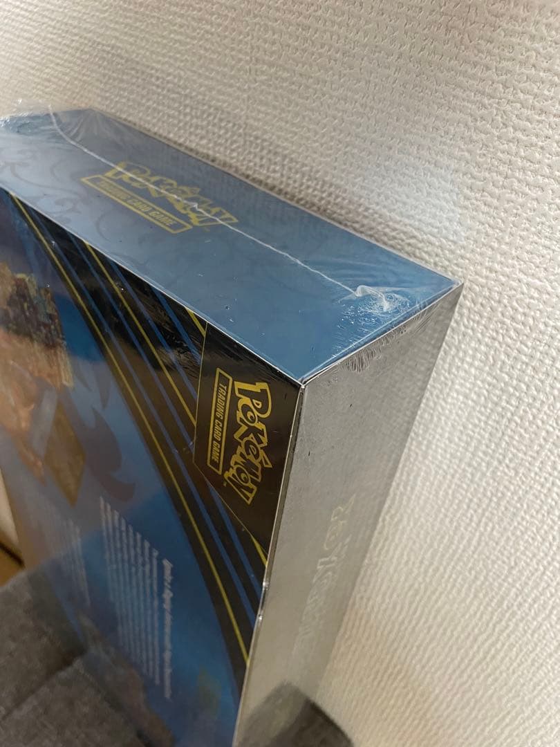 英語版 メガリザードンx ウルトラ プレミアム コレクション ボックス 新品