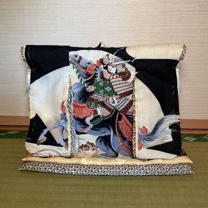 ミニミニチュア着物　　騎馬　さくら8ページ