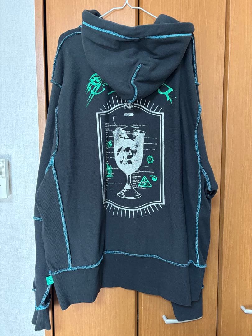 ずっと真夜中でいいのに。 プレミアムツアーフーディ XXL