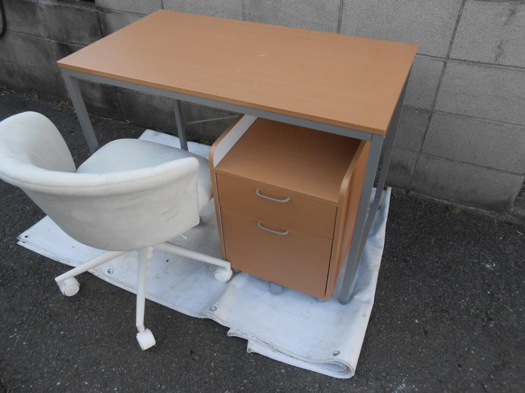 直接引取可 ニトリ デスク ワゴン オフィスチェア の3点セット 近隣配送可能