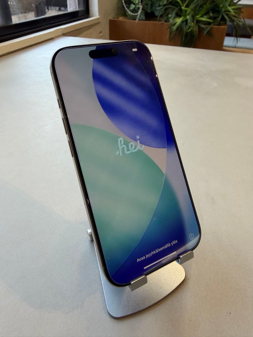 iPhone 16pro 256GB ナチュラルチタニウム
