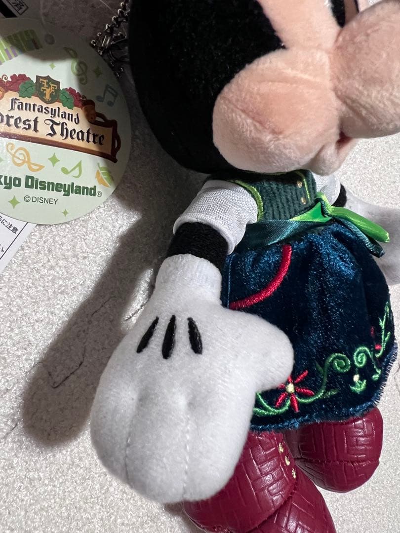 タグ付き　マジカルミュージックワールド　ミッキー ミニー　ぬいぐるみバッジセット