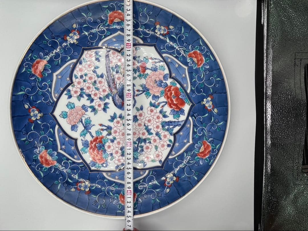【極美品 】有田焼 峯山作 特大皿 鳳凰 牡丹 桜 金彩 色絵 飾り皿 尺三超え