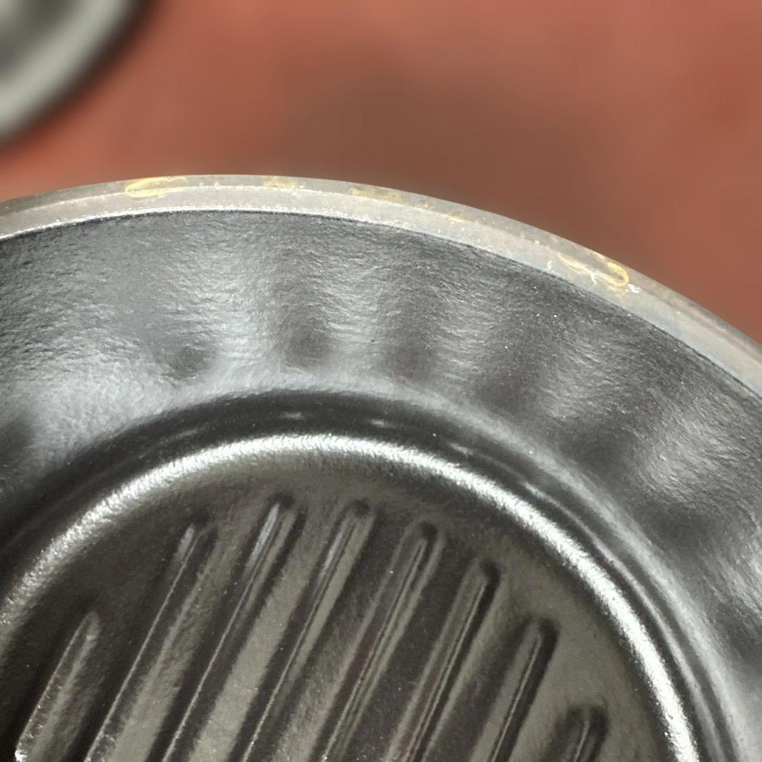 Vermicular メルセデスベンツコラボ　グレー 両手鍋 約18cm