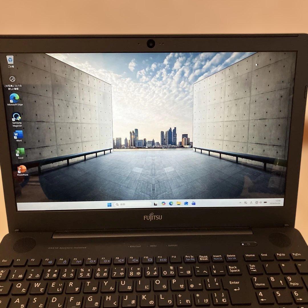 富士通 LIFEBOOK AH43/D3 Ryzen Office2024