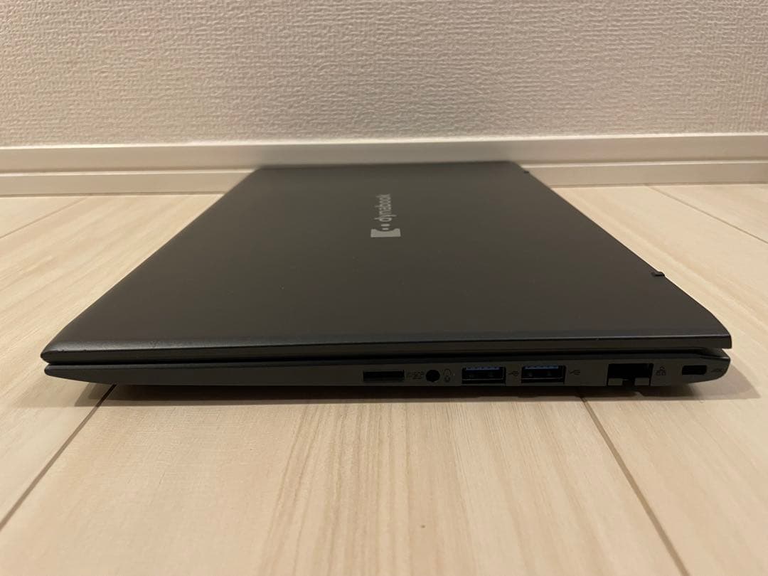 Dynabook P1M8XNEL i7 13世代 512GB Office