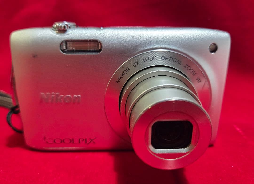 Nikon COOLPIXS3300 シルバー