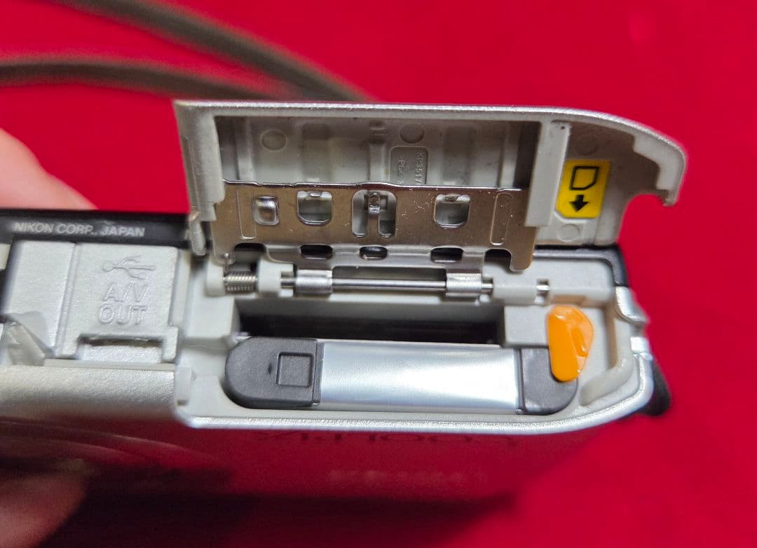 Nikon COOLPIXS3300 シルバー