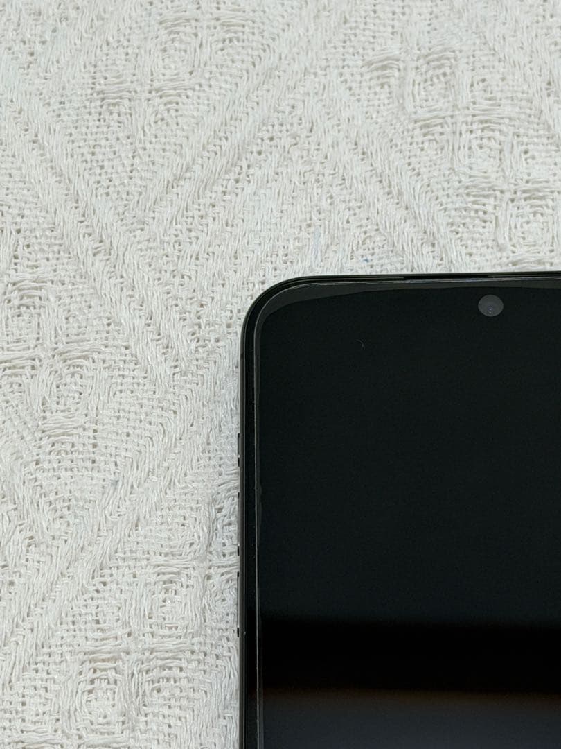 美品　セット品！　iPhone 15 pro 128GB ブラック