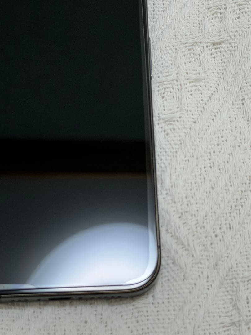 美品　セット品！　iPhone 15 pro 128GB ブラック