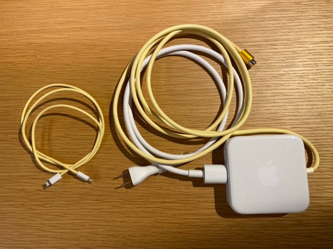 iMac M3 24インチ(2023) イエロー