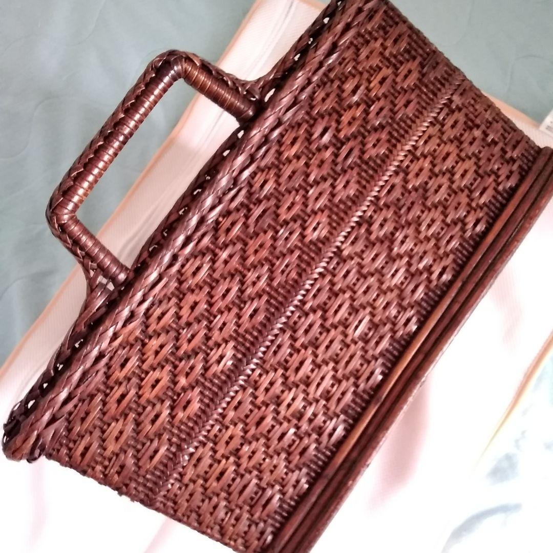 年代不明！両取手付き竹かご！籐籠 竹籠 竹細工 竹編みカゴ 小物入れ！経年美品！