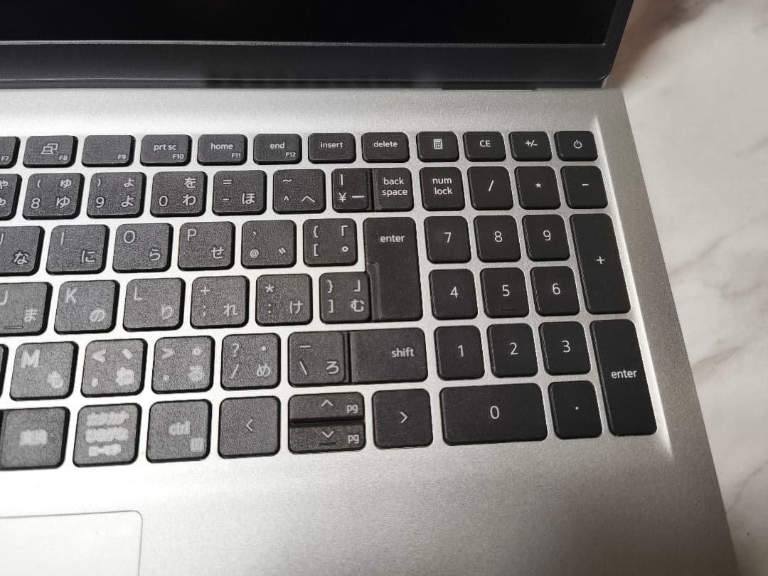 美品 Dell Inspiron 15 3535・CPU：AMD Ryzen 5