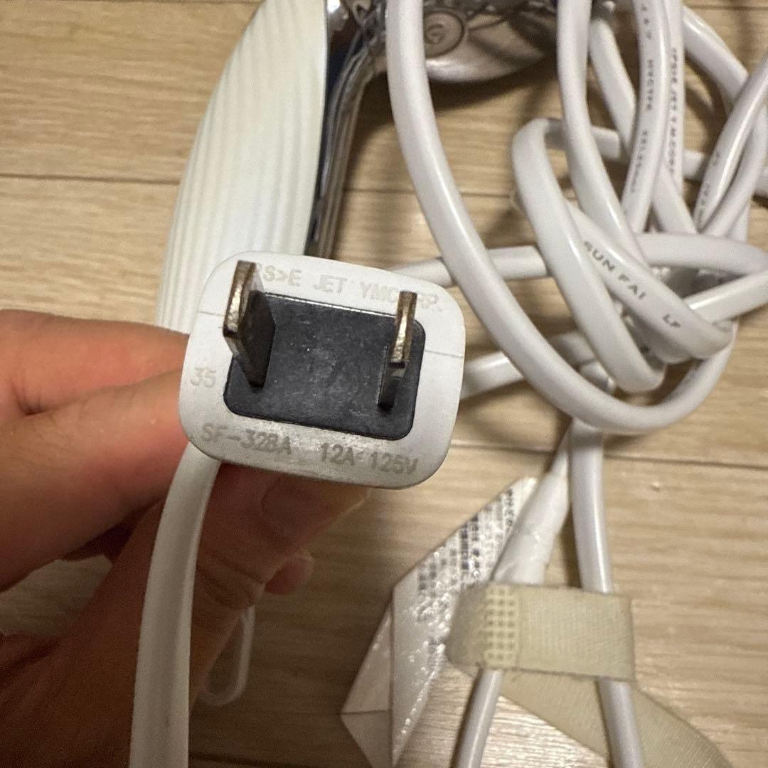 RE-AB02A リファ　ヘアドライヤー 1200W ジャンク品