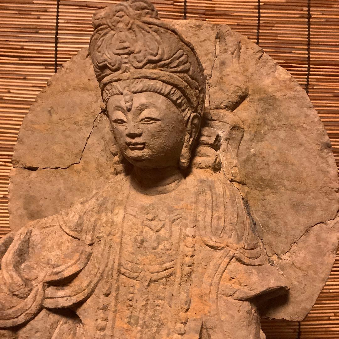 朝鮮・三国時代「静寂と慈悲の水月観音菩薩半跏像」高句麗・新羅・百済・天平・石仏