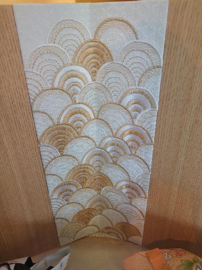 ●新品●収納式おひなさまフルセット●　つむぎ風衣装飾り　LED電気付き台