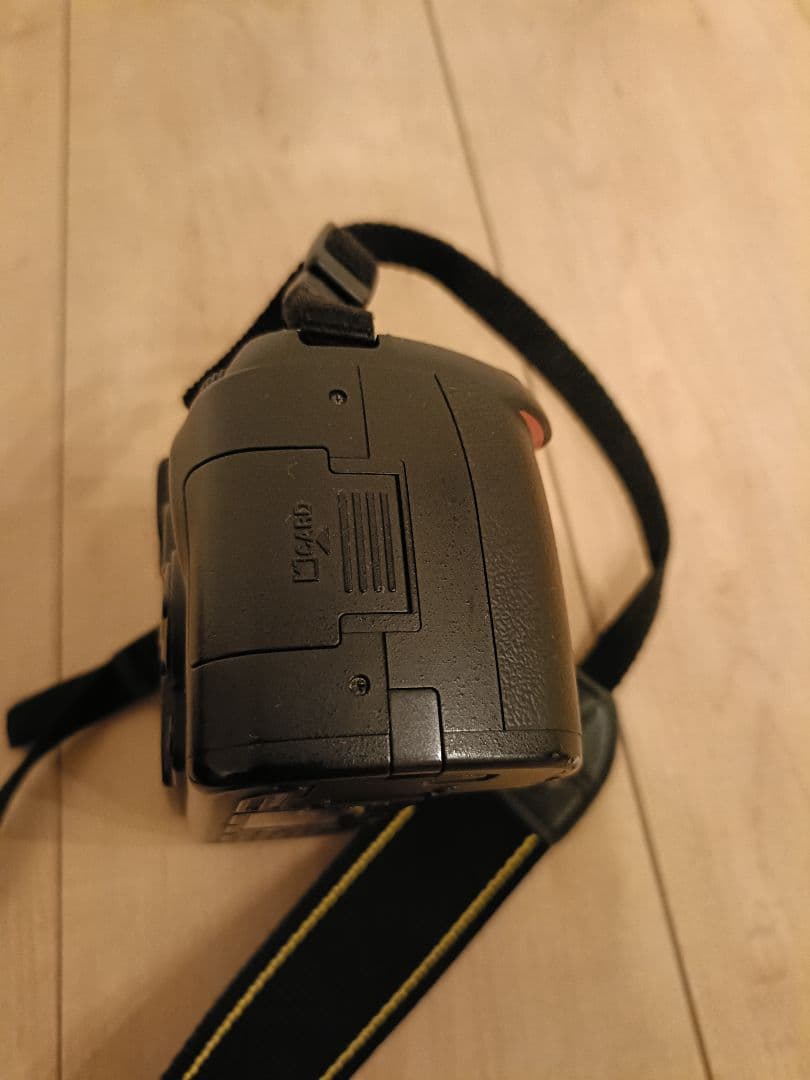 らいちNikon D40 デジタル一眼レフカメラ 本体